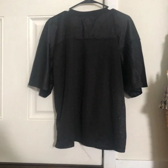 ⚡️donating soon⚡️All black Jersey 💕 - Picture 3 of 3